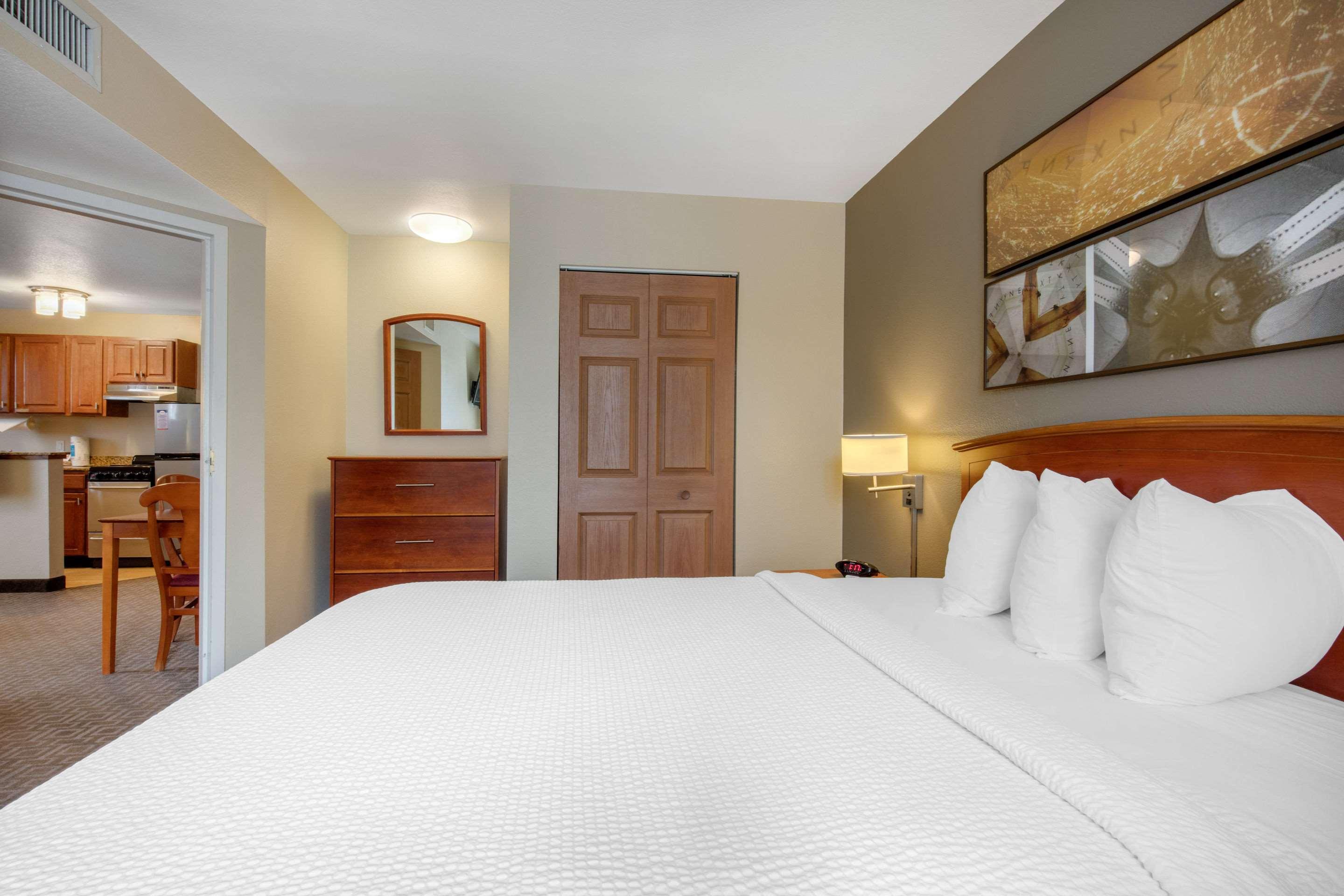 Suburban Studios Birmingham Homewood I-65 מראה חיצוני תמונה